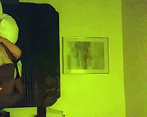 More late night hotel sex with a big booty blonde