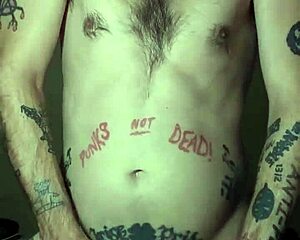 HandyHD video shows tattooed stud Ryan Conner's anal skills