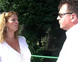 hey, sucking my husband's big cock with blonde wife in hardcore couple blowjob action 😈💦