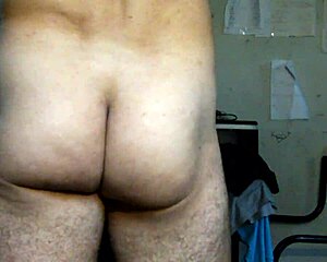 Gay sex with a tasty bundt