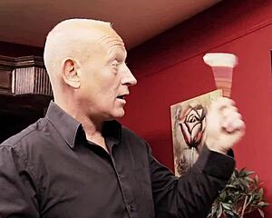 gal loses darts game and gets fucked on sofa