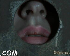 beauty moans during sex!