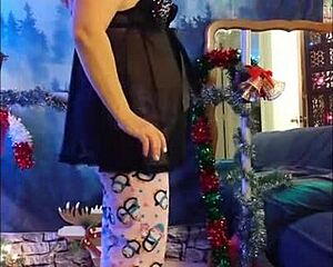 Hotwife Steffi Does a Pussy Dance