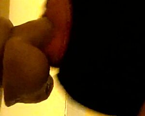 Gay dude in hood deepthroating dildo hard! 😜