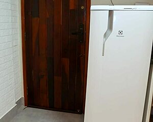 Neighbor caught latina teen in kitchen at dawn 😏