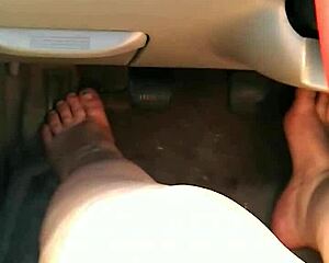 Curvymetalhead's intense foot fetish driving video