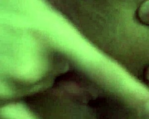 novinha feels intense orgasm pleasure