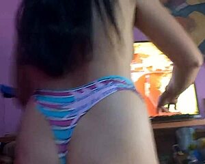 hey, you see my hot gamer stepsister alone?