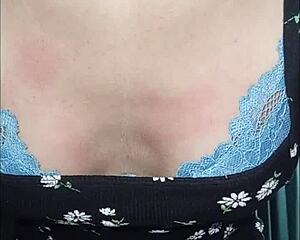 Amateur Uses Vibrator for ASMR Pleasure