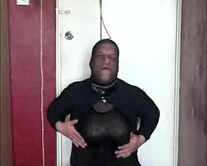 want me to piss on you while i shower? this bisexual crossdresser loves it in the toilet