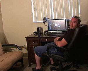 Mandi gets her pUSsy fuck edi in POV