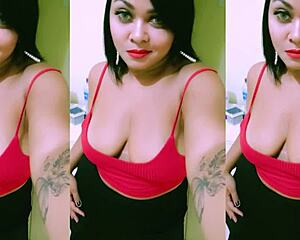 Suellen Santos from Colombia cooks after work 😊