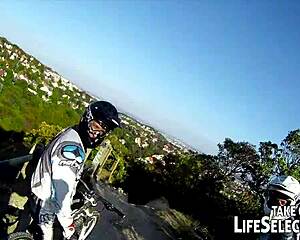 Wow, what a weekend with perfect holiday pick-ups for hardcore fun!