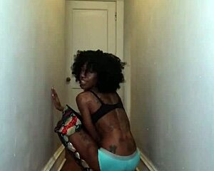 Explode with pleasure: Worship around his ass instructions / jerking off instructions