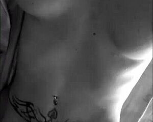 french milf slut flashing and fucking interracial amateurs in paris