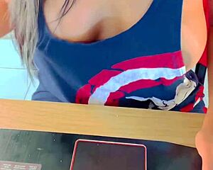 i got natural tits that make your mouth water