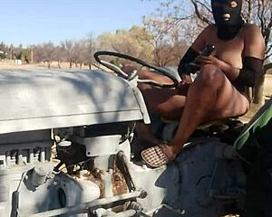 lilpuddingbowls enjoys outdoor solo time