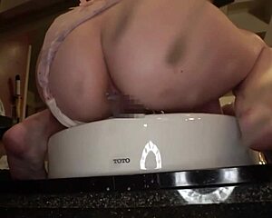 Can she handle 5000ml enema without moaning?