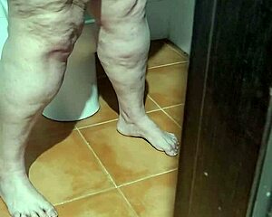 Coolmarina makes me run in the bathroom