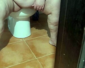 Coolmarina makes me run in the bathroom