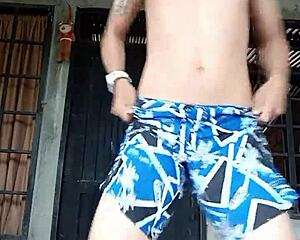 i strip down while dancing