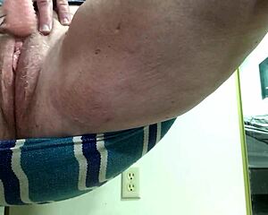 The shaking tongue in this position will help warm her up for a creampie ending