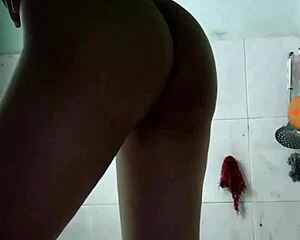 Eighteen-Year-Old Girl's Detailed Masturbation Session Part Ten