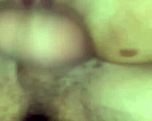 Teen Squirts While Cumming in Pussy