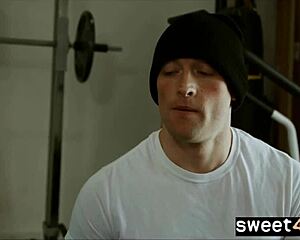 Stepsister ruins stepbrothers workout session 😏