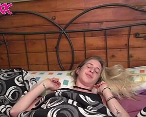 Young Amateur Teen Masturbates for Voyeur Recording