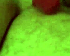 Frequent erection with a big ass amateur in the bathtub
