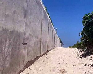 Joyce Gumieros sexy Strandtag-Massage-Abenteuer