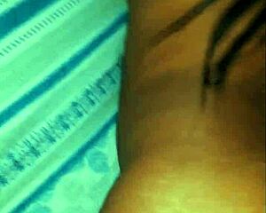 Delicious pussy sitting