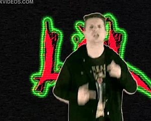 Rapper screams during anal jinx cosplay!