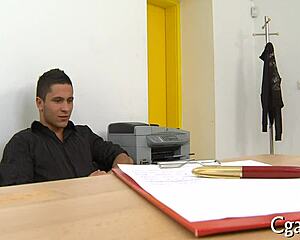 Grote lullen in gay porno