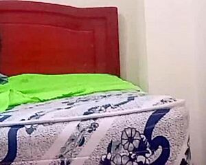 i feel so horny fucking my stepmom's big ass in our homemade amateur sex, making her orgasm hard