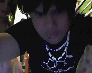 High definition video of young and cute emo girl has an hardcore sex on webcam