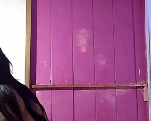 Brazilian amateur sucks big cock after shower swap 😍