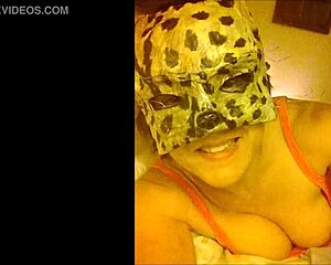 Wow, Hot Tribute To French Cédille!