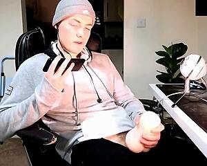 British Girl Masturbates With Toys During Dirty Phone Sex Session