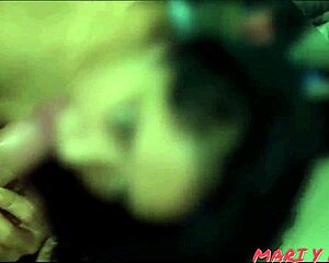 Mi novio me coje por el culo mientras el cornudo solo mira sin hacer nada.