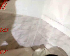 Chubby Brunette Loves Pussy Sucking