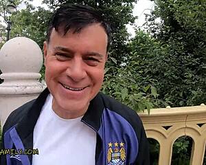 Thunderstorm awakens mega teen