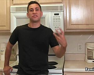 Happy young 18+ guy drills milfs mature pussy for good.