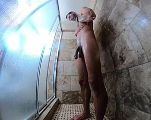 sloppy blowjob and footjob cum on toes in shower