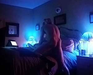 MO FUCKING THAT BIG ASS BRUNETTE IN MISSIONARY HARDCORE!