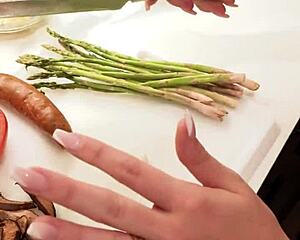 Teen Cook Babe Kylie Rocket Flogs Your Sausage!