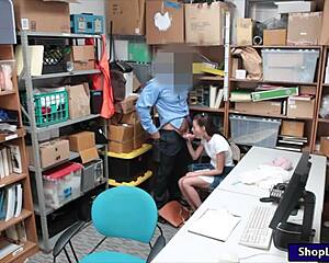 PRETTY TEEN GETS SCREWED BY LP OFFICER!