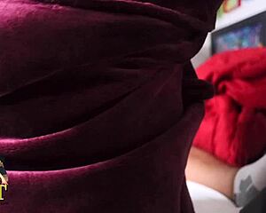 Cheating slut Nashalee deepthroats monster cock!