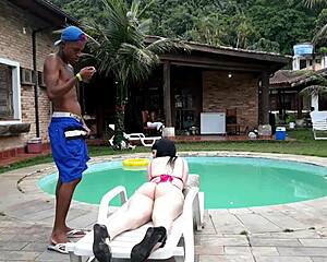 Branquinha novinha experiences reality with interracial known as brinquedo